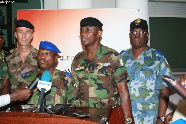 2ème tour de la présidentielle, Le gal Mangou prévient : “En cas de violence, on ferme l’aéroport”